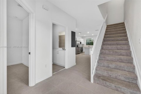 Adosado en alquiler en Homestead, Florida, 3 dormitorios, 123.37 m2 № 2066095 - foto 6