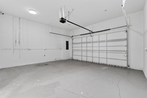 Villa ou maison à vendre à Doral, Floride: 4 chambres, 203.55 m2 № 2048929 - photo 28