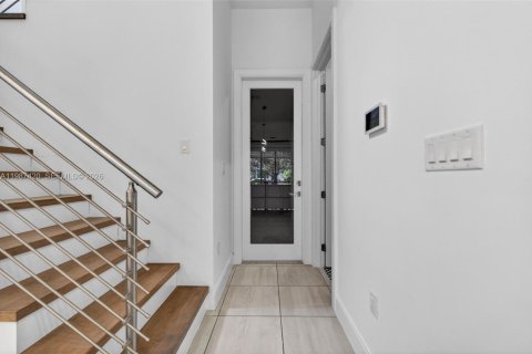 Villa ou maison à vendre à Doral, Floride: 4 chambres, 203.55 m2 № 2048929 - photo 27