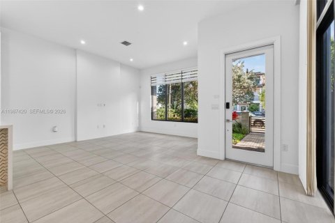 Villa ou maison à vendre à Doral, Floride: 4 chambres, 203.55 m2 № 2048929 - photo 24