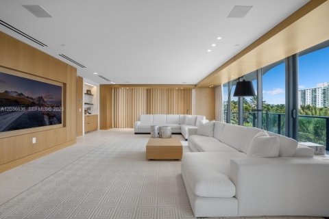 Copropriété à vendre à Sunny Isles Beach, Floride: 6 chambres, 976.87 m2 № 2088422 - photo 21