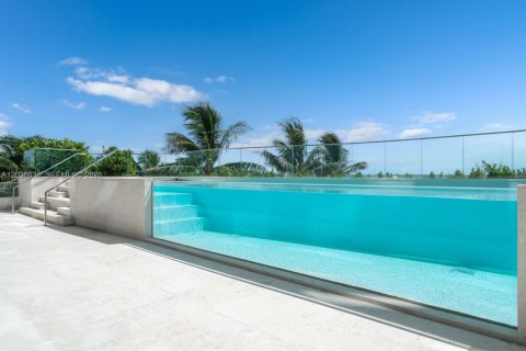 Copropriété à vendre à Sunny Isles Beach, Floride: 6 chambres, 976.87 m2 № 2088422 - photo 12