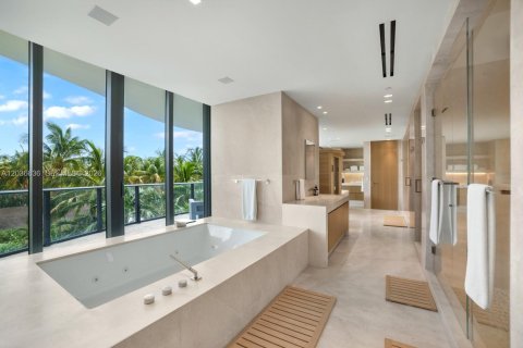 Copropriété à vendre à Sunny Isles Beach, Floride: 6 chambres, 976.87 m2 № 2088422 - photo 10