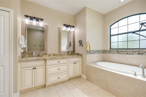 Villa ou maison à vendre à Port Charlotte, Floride: 3 chambres, 180.6 m2 № 2200268 - photo 12