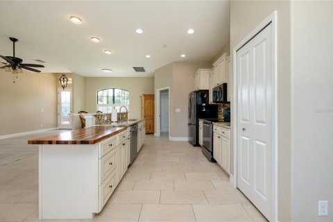 Villa ou maison à vendre à Port Charlotte, Floride: 3 chambres, 180.6 m2 № 2200268 - photo 9