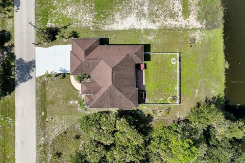 Villa ou maison à vendre à Port Charlotte, Floride: 3 chambres, 180.6 m2 № 2200268 - photo 19