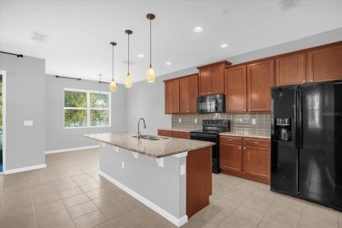 Touwnhouse à vendre à Ocoee, Floride: 3 chambres, 169.64 m2 № 1905719 - photo 5