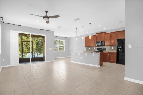 Touwnhouse à vendre à Ocoee, Floride: 3 chambres, 169.64 m2 № 1905719 - photo 3