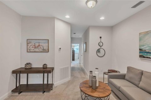 Townhouse in Parrish, Florida 3 bedrooms, 189.8 sq.m. № 1815661 - photo 24