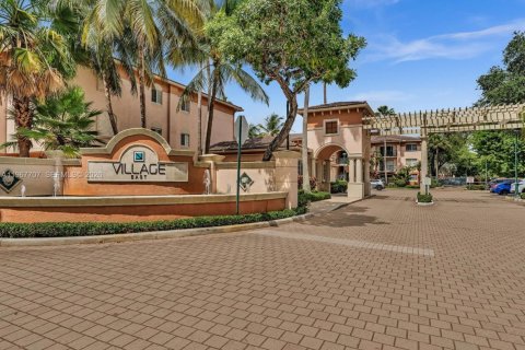 Condo in Fort Lauderdale, Florida, 2 bedrooms  № 2030459 - photo 21