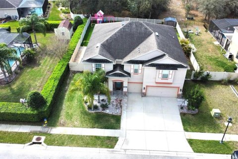 House in Hudson, Florida 7 bedrooms, 376.63 sq.m. № 1523518 - photo 5