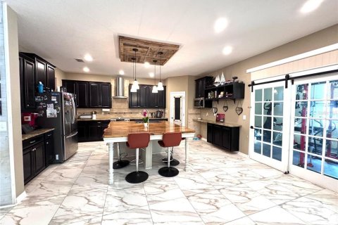 House in Hudson, Florida 7 bedrooms, 376.63 sq.m. № 1523518 - photo 23
