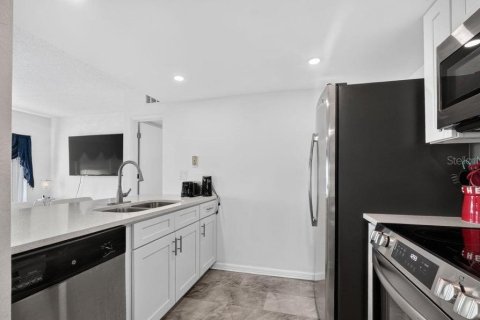 Condo in Flagler Beach, Florida, 3 bedrooms № 2199550 - photo 5