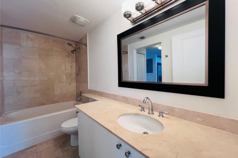 Copropriété à louer à Miami, Floride: 1 chambre, 58.53 m2 № 1946453 - photo 9