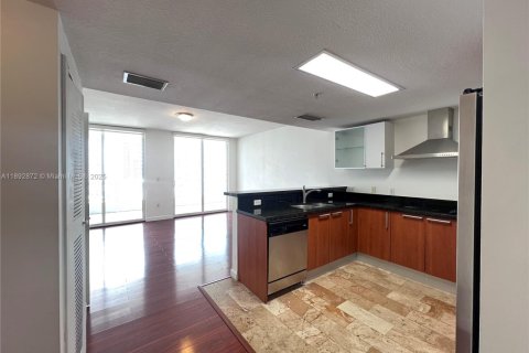 Copropriété à louer à Miami, Floride: 1 chambre, 58.53 m2 № 1946453 - photo 4