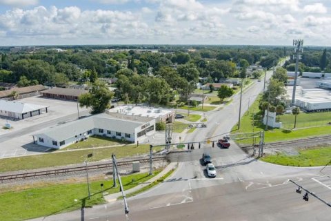 Commercial property in Lakeland, Florida 449.83 sq.m. № 2375566 - photo 3