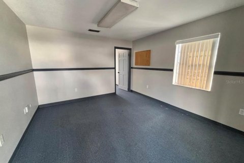 Commercial property in Lakeland, Florida 449.83 sq.m. № 2375566 - photo 8
