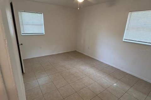 Villa ou maison à louer à Orlando, Floride: 4 chambres, 127.09 m2 № 2233941 - photo 11