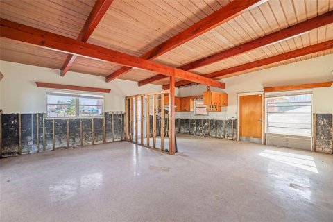 Casa en venta en Treasure Island, Florida, 2 dormitorios, 144.93 m2 № 2120255 - foto 19