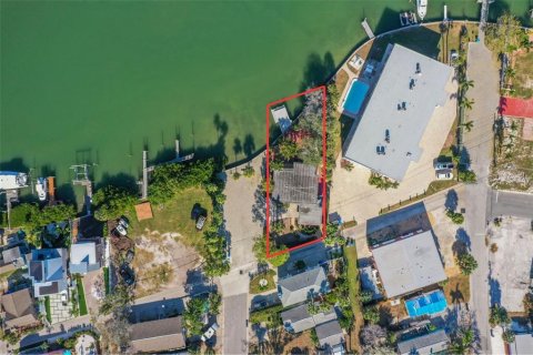 Casa en venta en Treasure Island, Florida, 2 dormitorios, 144.93 m2 № 2120255 - foto 25