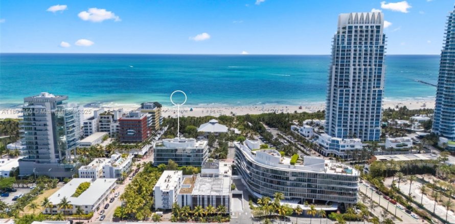Condominio en Miami Beach, Florida, 1 dormitorio № 1730489