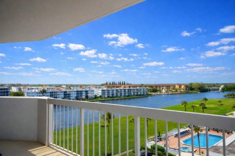 Condo in North Palm Beach, Florida, 2 bedrooms  № 2262334