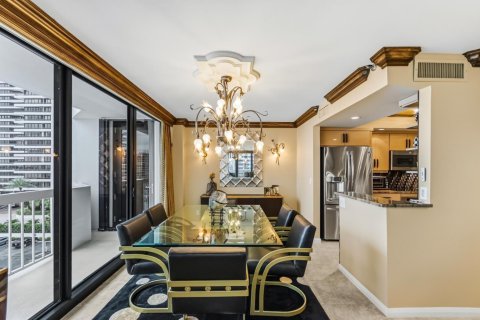 Condo in North Palm Beach, Florida, 2 bedrooms  № 2262334 - photo 15