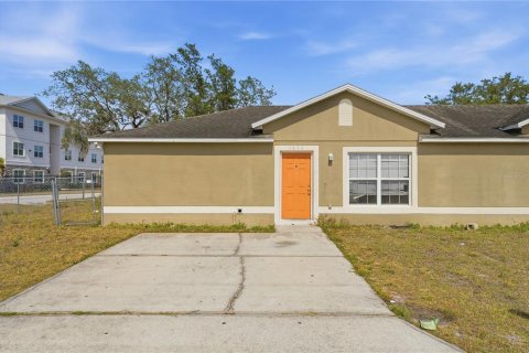 Propiedad comercial en venta en Winter Haven, Florida, 6 dormitorios, 180.6 m2 № 2102824 - foto 5