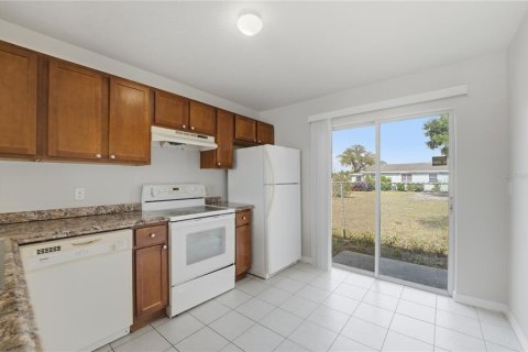 Propiedad comercial en venta en Winter Haven, Florida, 6 dormitorios, 180.6 m2 № 2102824 - foto 23