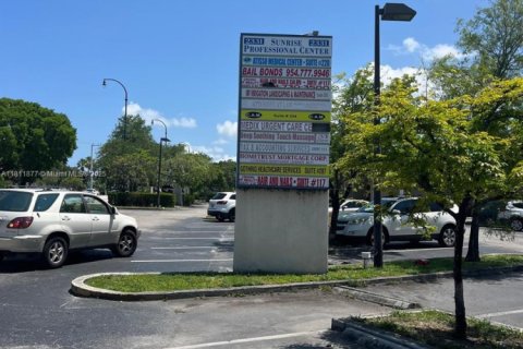 Immobilier commercial à vendre à Lauderhill, Floride № 1960269 - photo 16