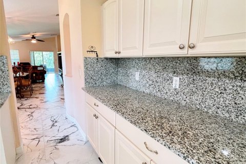 House in Poinciana, Florida 2 bedrooms, 140 sq.m. № 1856545 - photo 17
