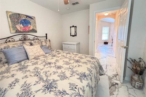 House in Poinciana, Florida 2 bedrooms, 140 sq.m. № 1856545 - photo 28