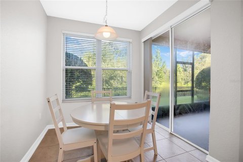 Condominio en alquiler en Davenport, Florida, 2 dormitorios, 133.31 m2 № 1841936 - foto 5