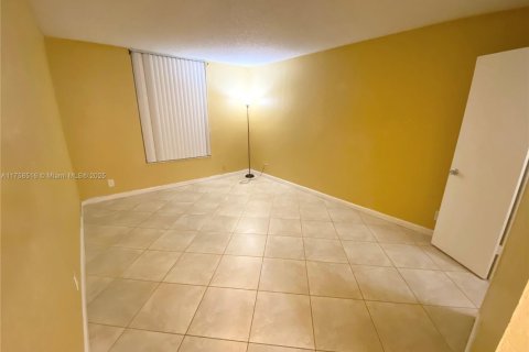 Купить кондоминиум в Санрайз, Флорида 1 спальня, 74.32м2, № 2022547 - фото 8