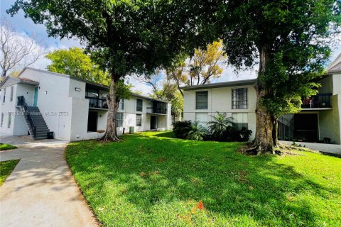 Купить кондоминиум в Санрайз, Флорида 1 спальня, 74.32м2, № 2022547 - фото 28