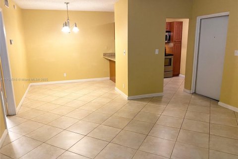 Купить кондоминиум в Санрайз, Флорида 1 спальня, 74.32м2, № 2022547 - фото 7