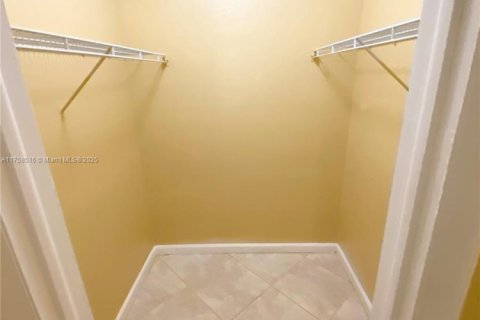 Купить кондоминиум в Санрайз, Флорида 1 спальня, 74.32м2, № 2022547 - фото 10