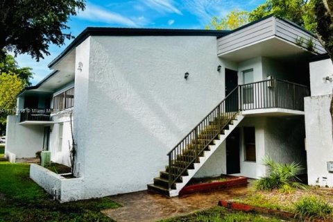 Купить кондоминиум в Санрайз, Флорида 1 спальня, 74.32м2, № 2022547 - фото 17