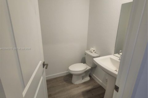 Townhouse in Fort Lauderdale, Florida 4 bedrooms, 172.89 sq.m. № 2393207 - photo 28