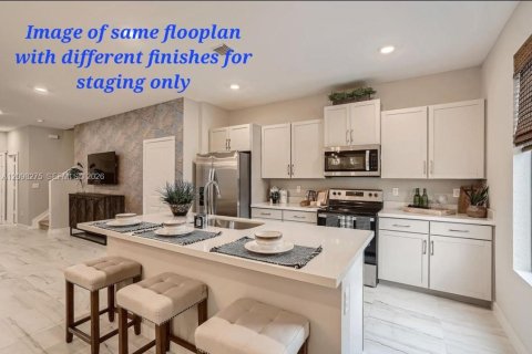 Townhouse in Fort Lauderdale, Florida 4 bedrooms, 172.89 sq.m. № 2393207 - photo 6