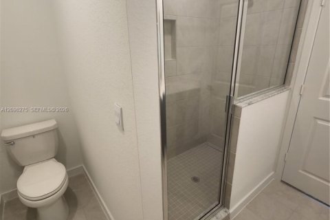 Townhouse in Fort Lauderdale, Florida 4 bedrooms, 172.89 sq.m. № 2393207 - photo 26