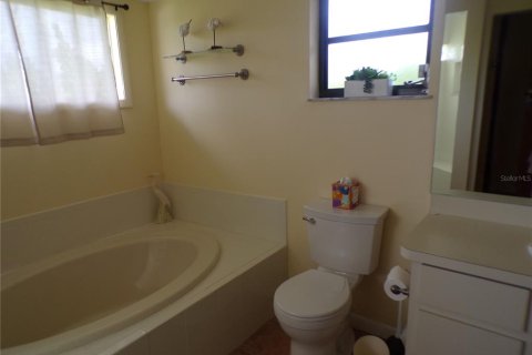 Casa en alquiler en Punta Gorda, Florida, 3 dormitorios, 149.29 m2 № 1911858 - foto 25