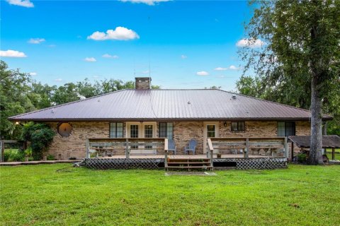 House in Fanning Springs, Florida 3 bedrooms, 211.82 sq.m. № 1878084 - photo 7