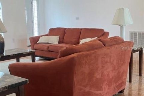Villa ou maison à vendre à Kissimmee, Floride: 3 chambres, 160.72 m2 № 2280236 - photo 7