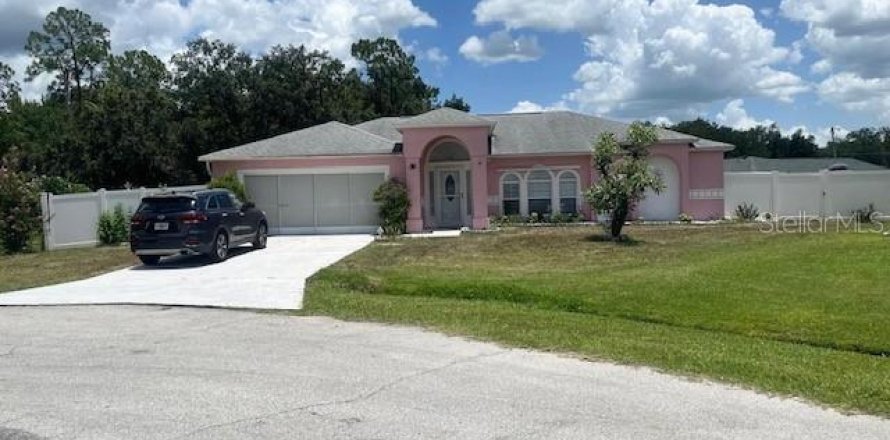 Villa ou maison à Kissimmee, Floride 3 chambres, 160.72 m2 № 2280236