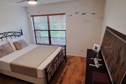 Villa ou maison à vendre à Tampa, Floride: 3 chambres, 160.72 m2 № 2294918 - photo 10