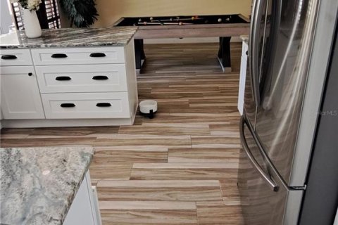 Villa ou maison à vendre à Tampa, Floride: 3 chambres, 160.72 m2 № 2294918 - photo 9
