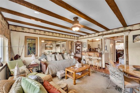 Condo in Hallandale Beach, Florida, 1 bedroom  № 1970772 - photo 7