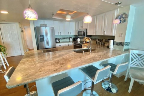 Condo in Hudson, Florida, 2 bedrooms  № 1520754 - photo 4