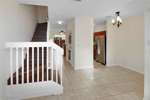 Adosado en alquiler en Cutler Bay, Florida, 3 dormitorios, 123.1 m2 № 2026907 - foto 4
